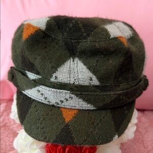 D&Y Green and Orange Patterned Hat